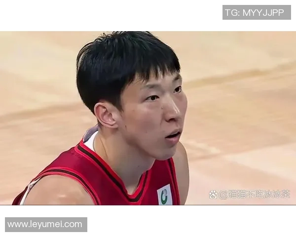 周琦在国际赛场的崛起与挑战：从青涩新星到篮球巨星的奋斗历程