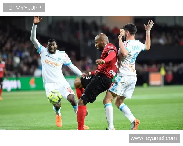 兰斯与里昂实力对比分析谁在法甲联赛中更具竞争力